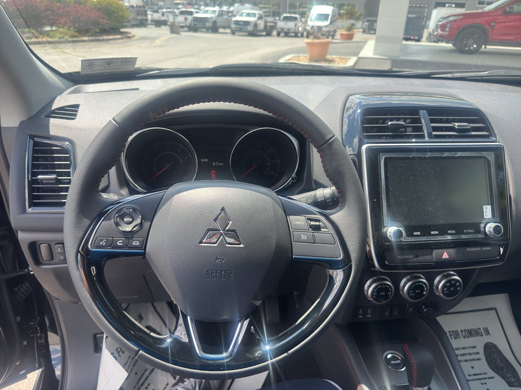 2026 Mitsubishi Outlander Sport LE