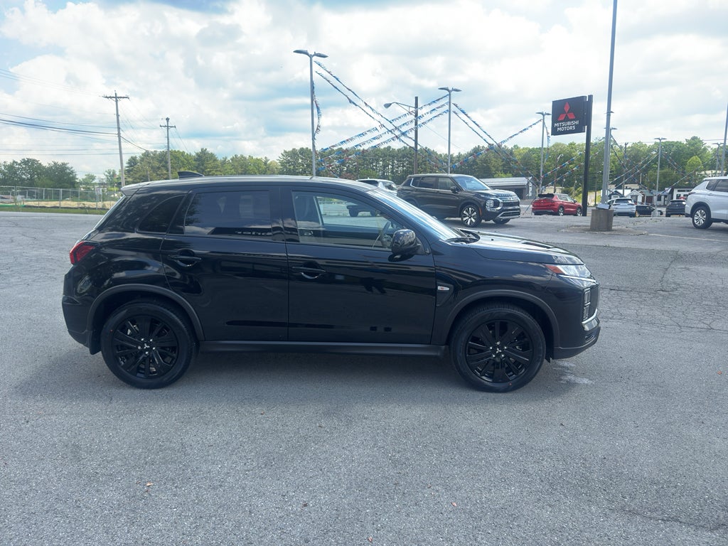 2026 Mitsubishi Outlander Sport LE