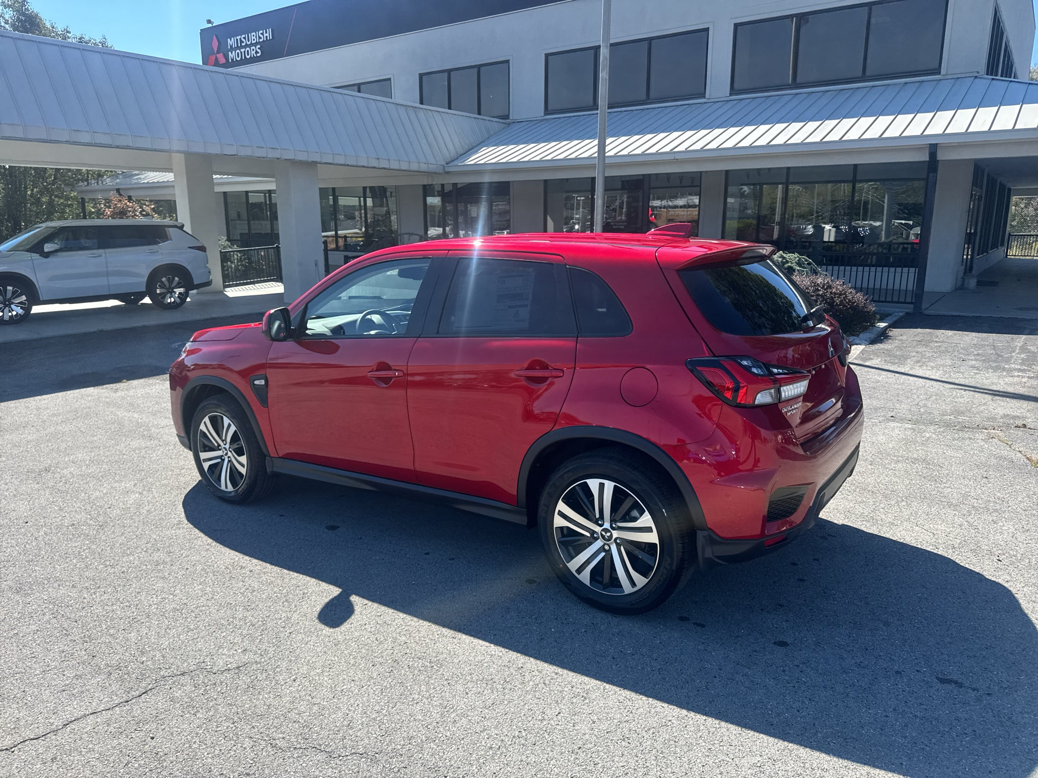 2027 Mitsubishi Outlander Sport ES