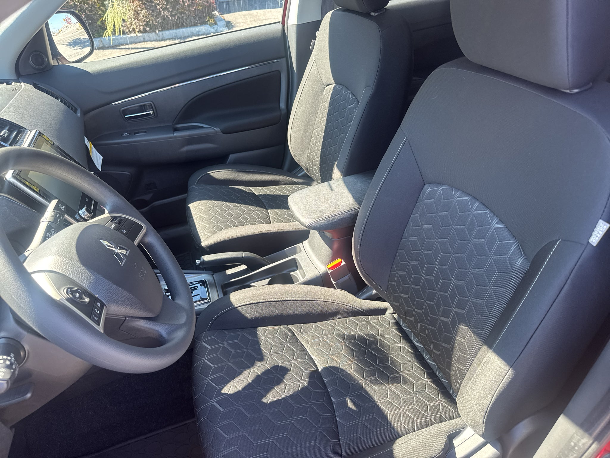 2027 Mitsubishi Outlander Sport ES