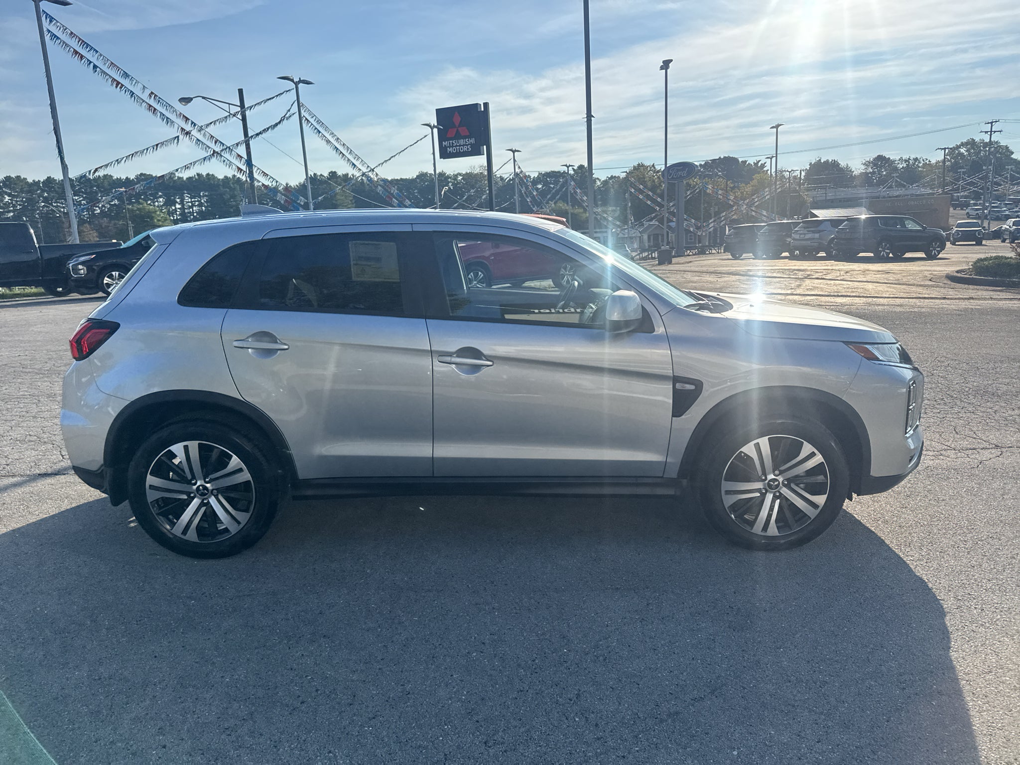 2027 Mitsubishi Outlander Sport ES
