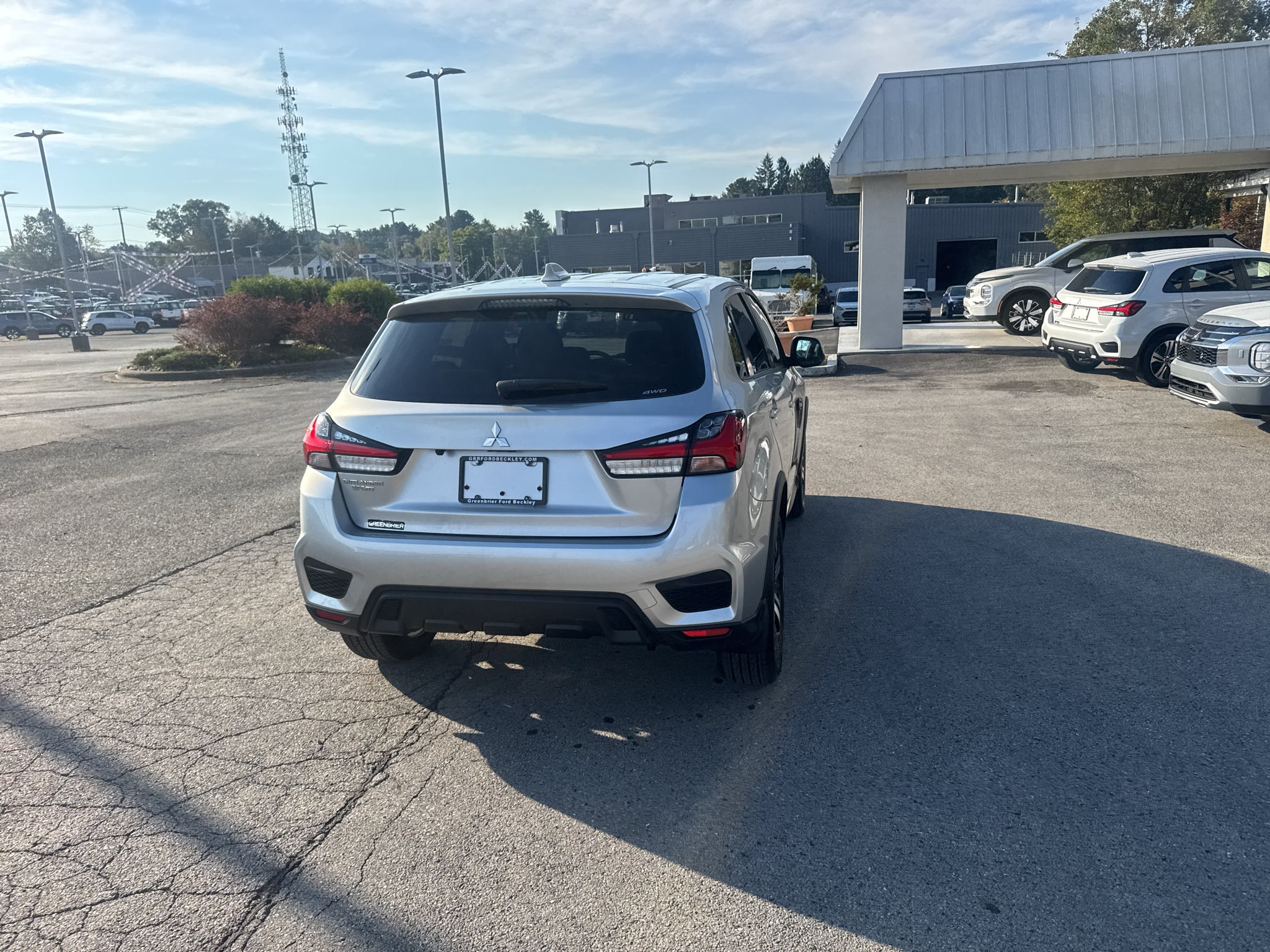 2027 Mitsubishi Outlander Sport ES