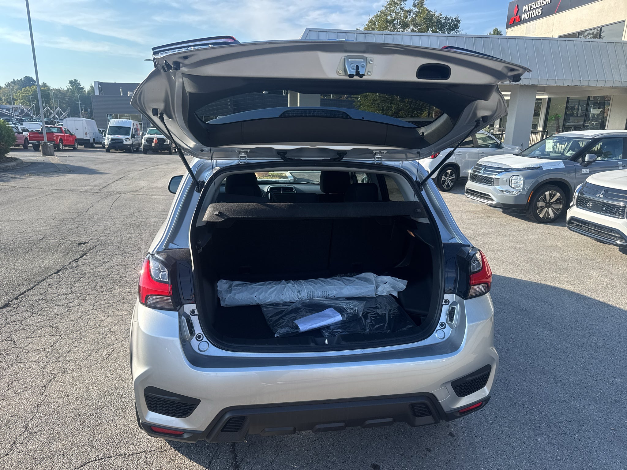 2027 Mitsubishi Outlander Sport ES