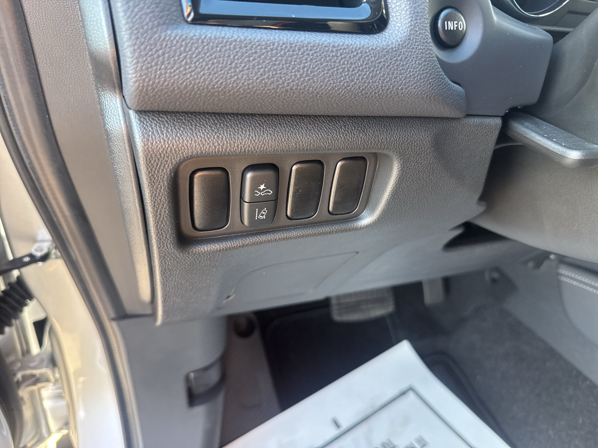 2027 Mitsubishi Outlander Sport ES