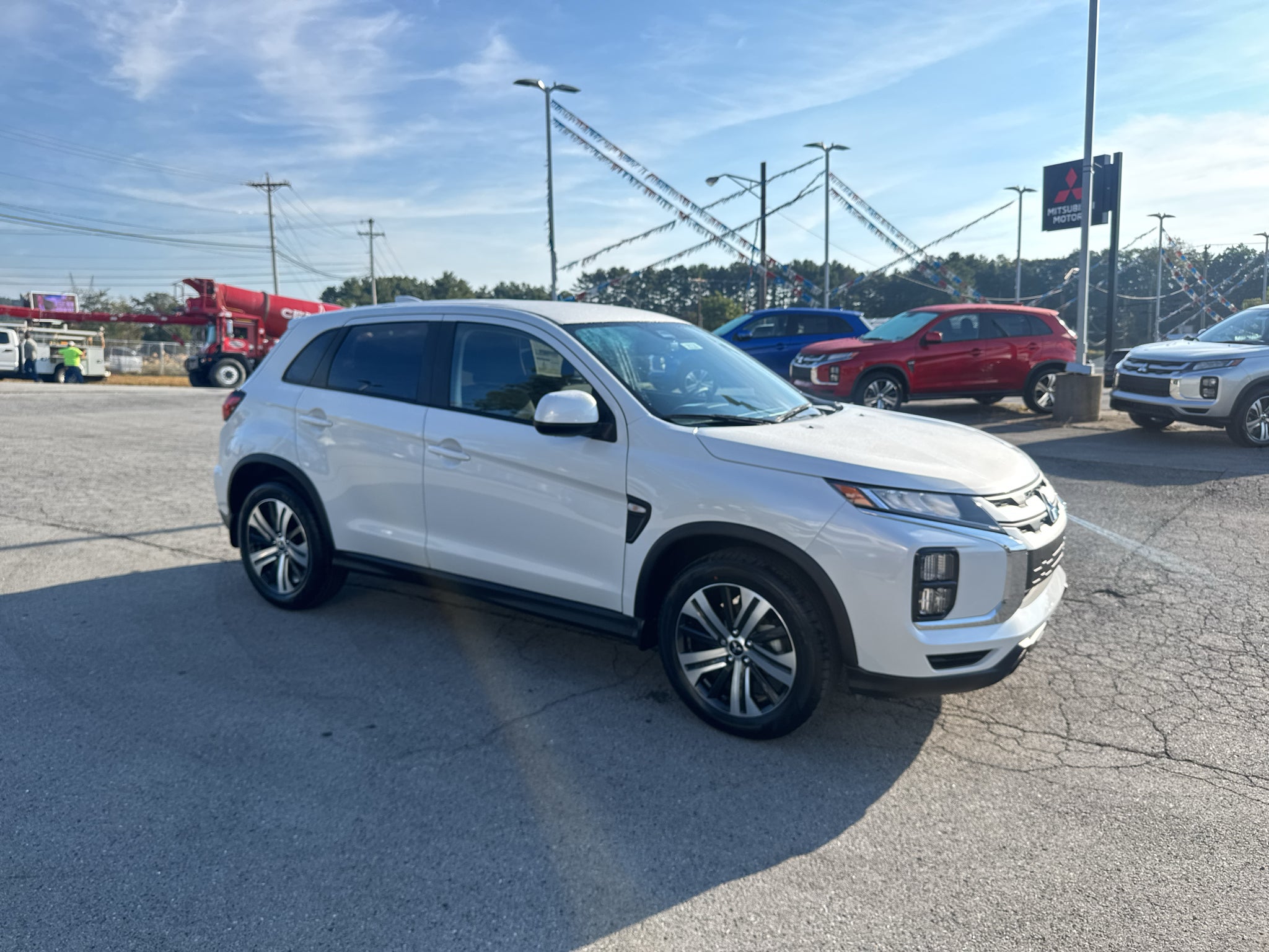 2027 Mitsubishi Outlander Sport ES