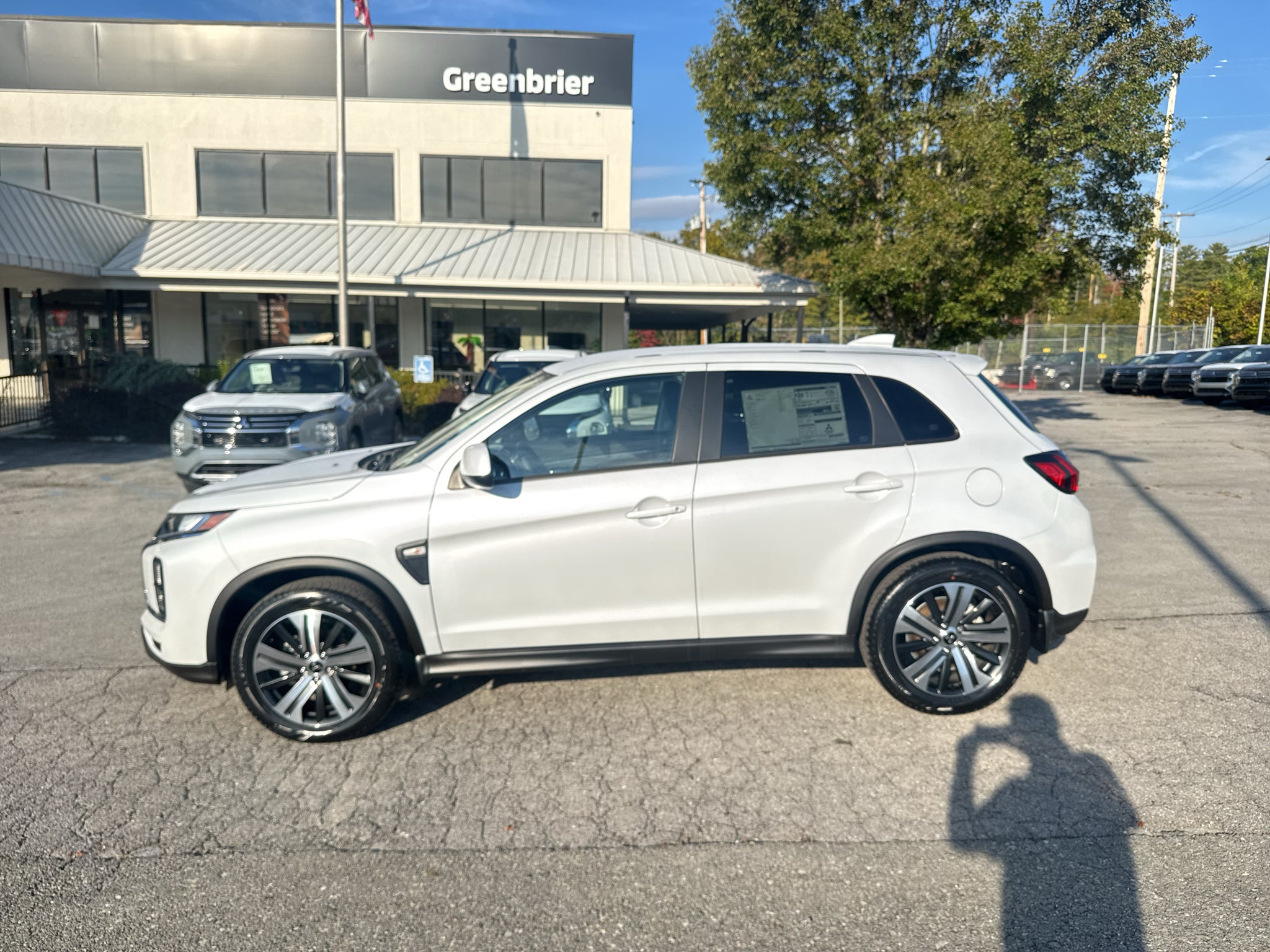 2027 Mitsubishi Outlander Sport ES