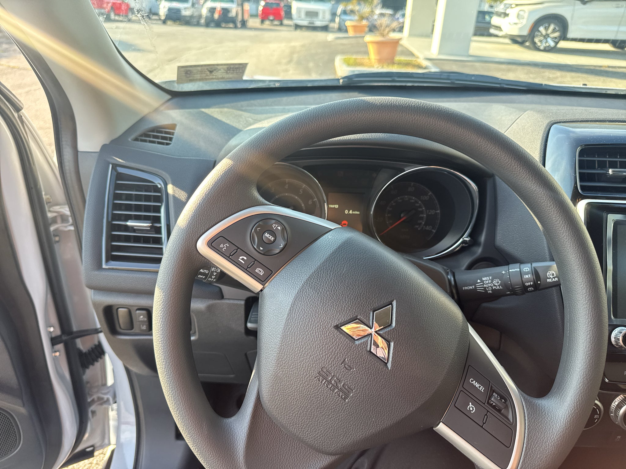 2027 Mitsubishi Outlander Sport ES