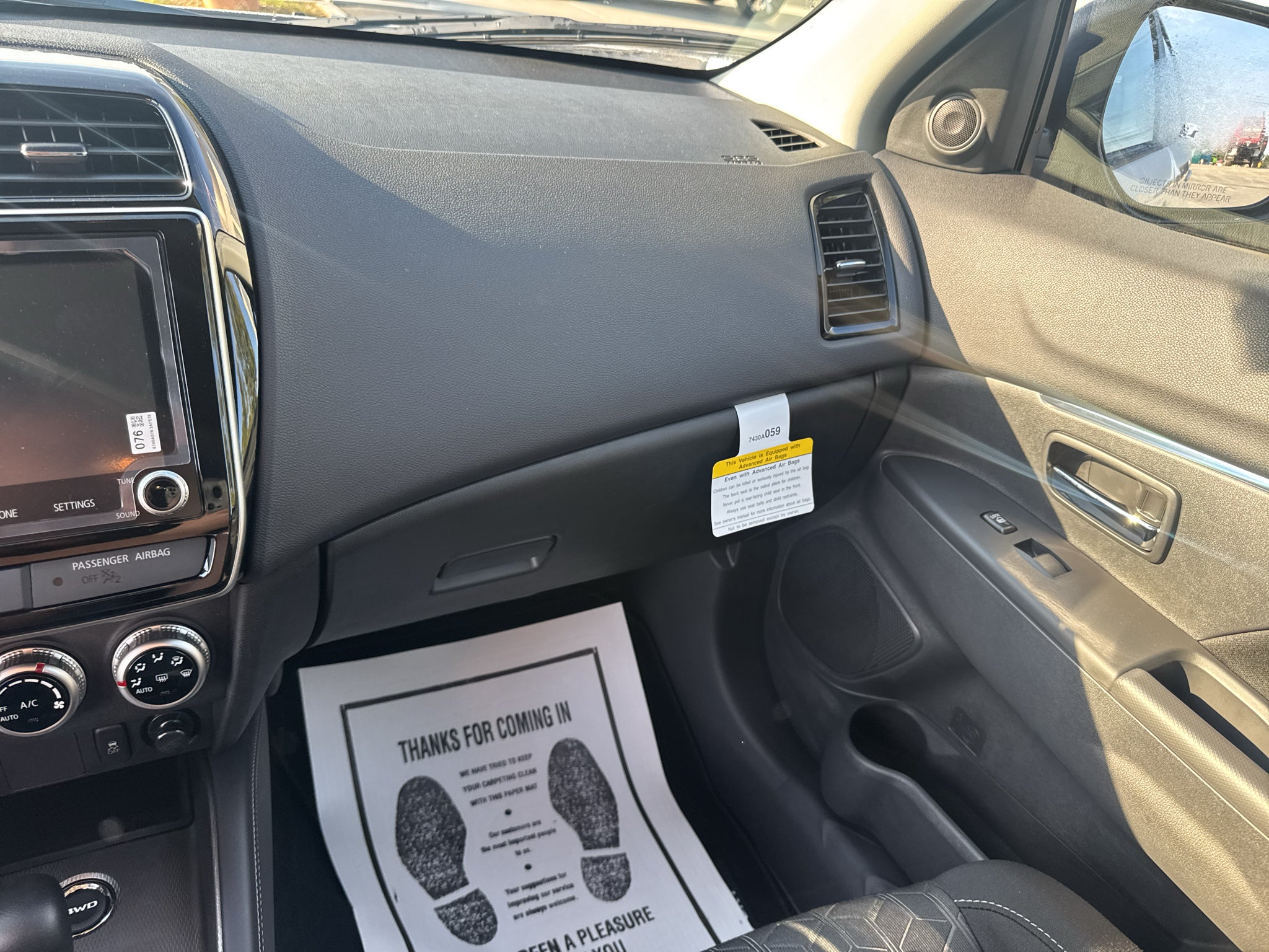 2027 Mitsubishi Outlander Sport ES
