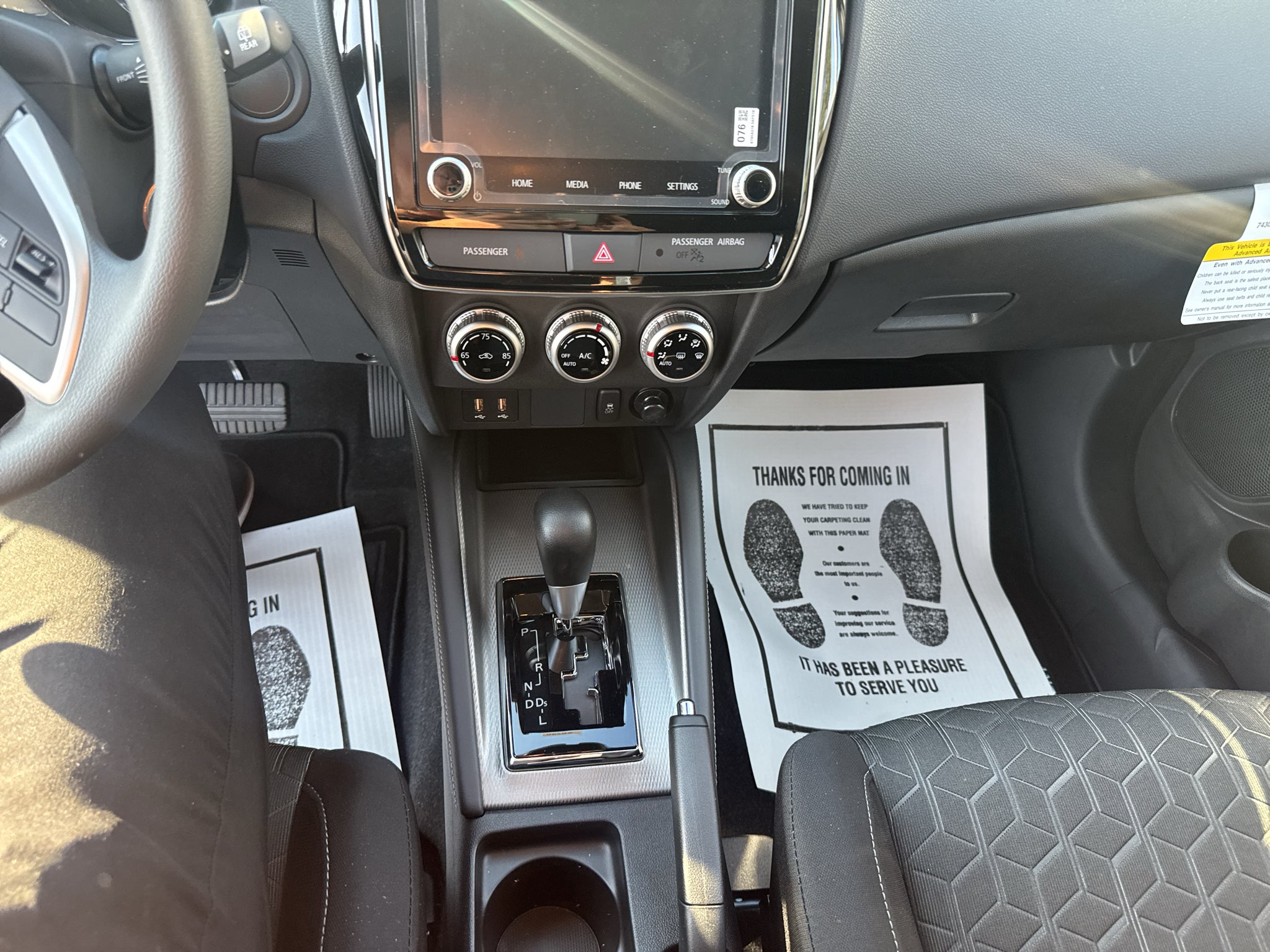 2027 Mitsubishi Outlander Sport ES