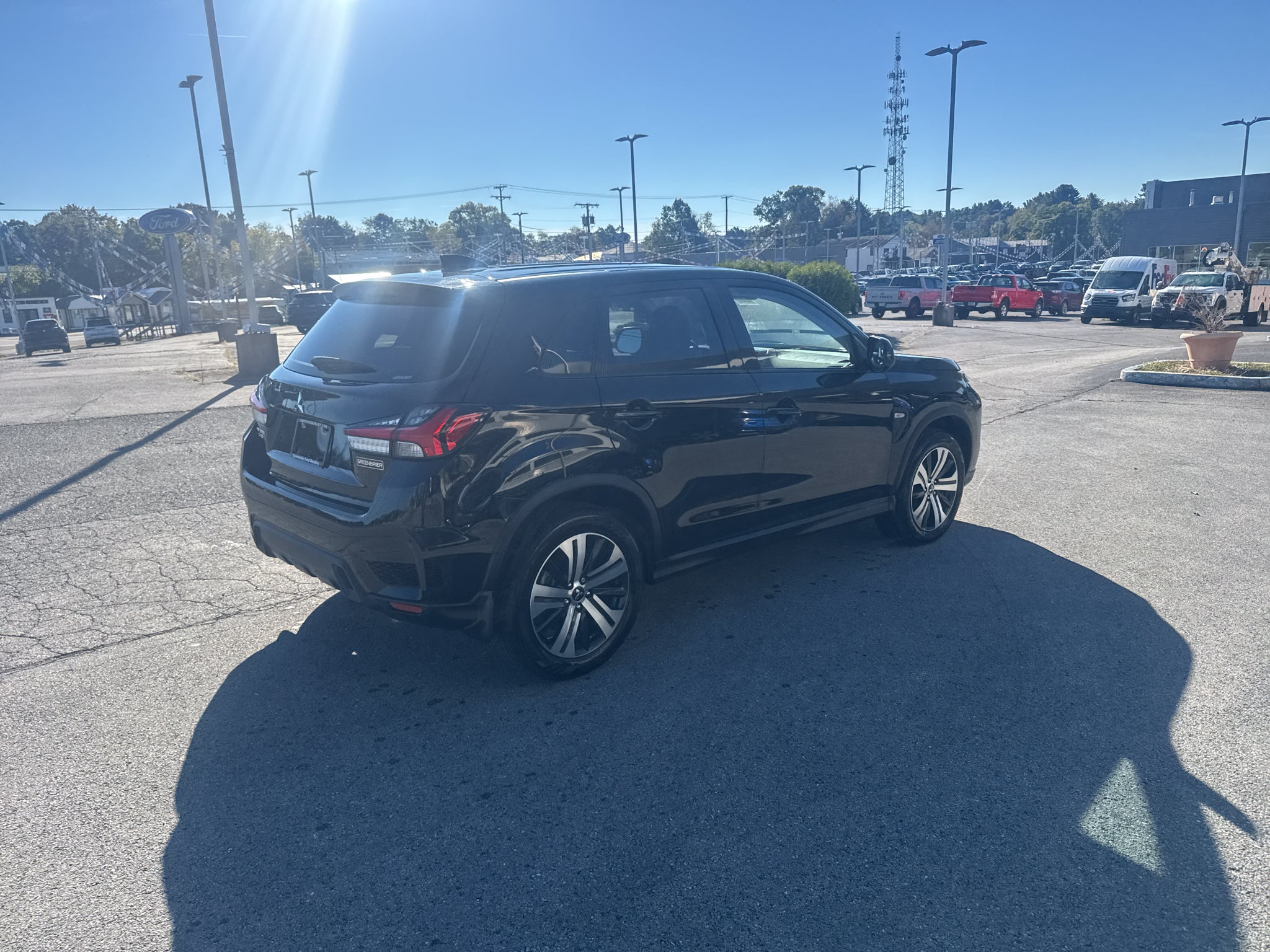 2027 Mitsubishi Outlander Sport ES