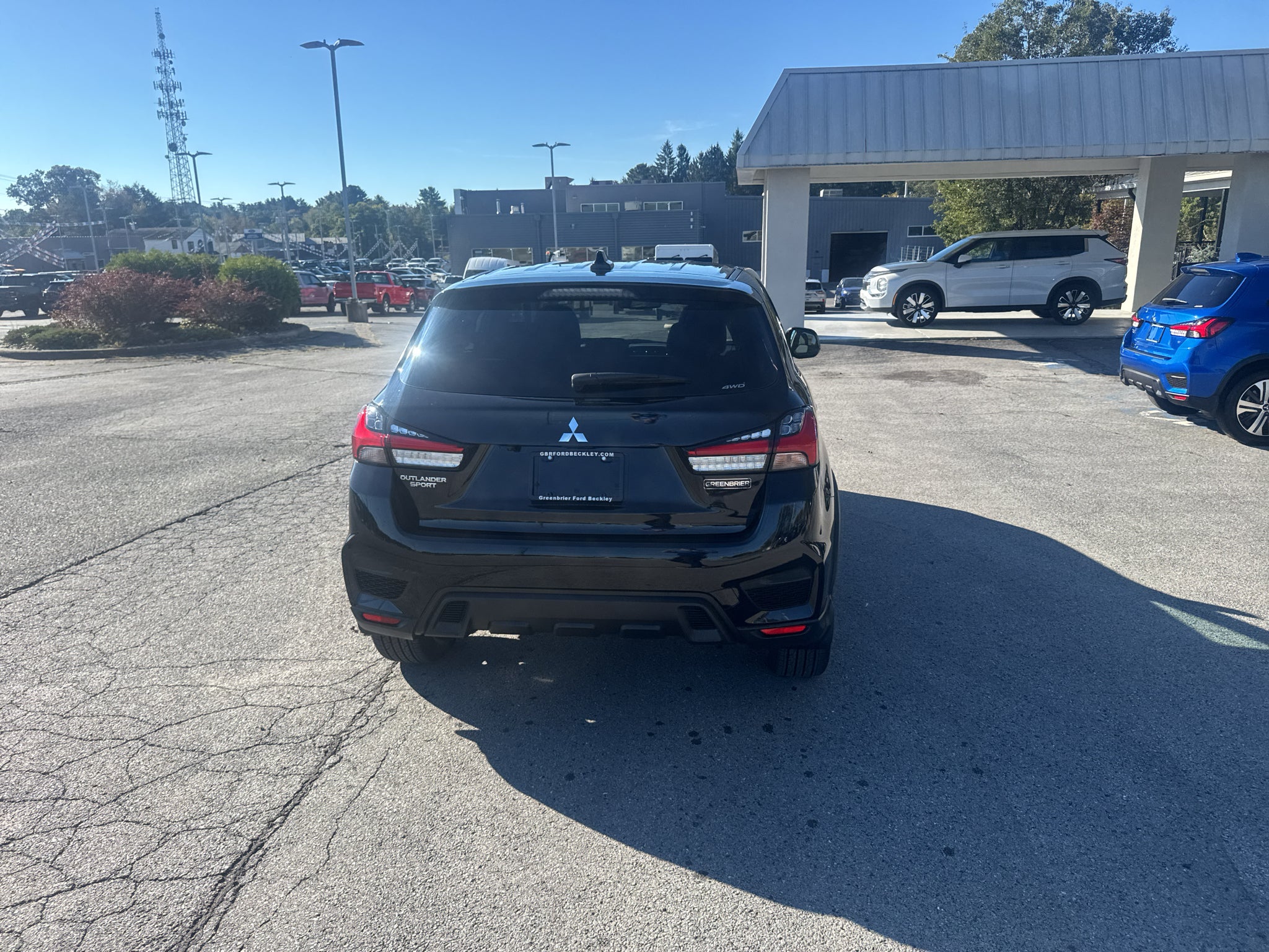 2027 Mitsubishi Outlander Sport ES