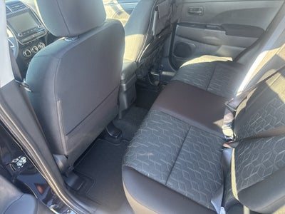 2027 Mitsubishi Outlander Sport ES
