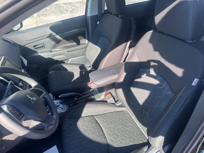 2027 Mitsubishi Outlander Sport ES