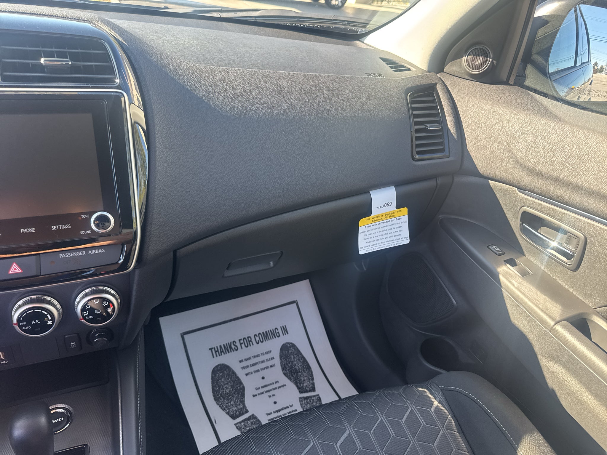 2027 Mitsubishi Outlander Sport ES