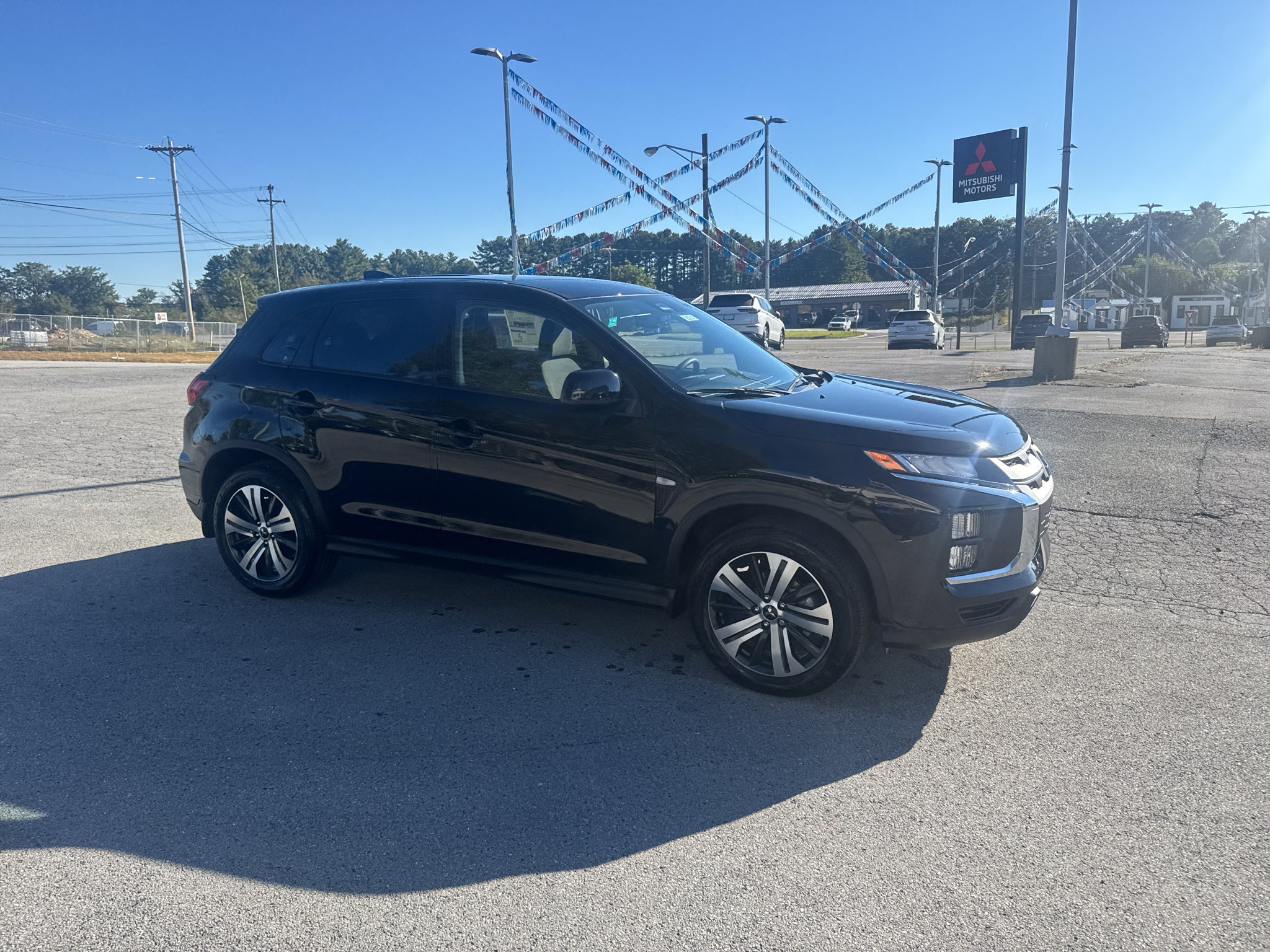 2027 Mitsubishi Outlander Sport ES
