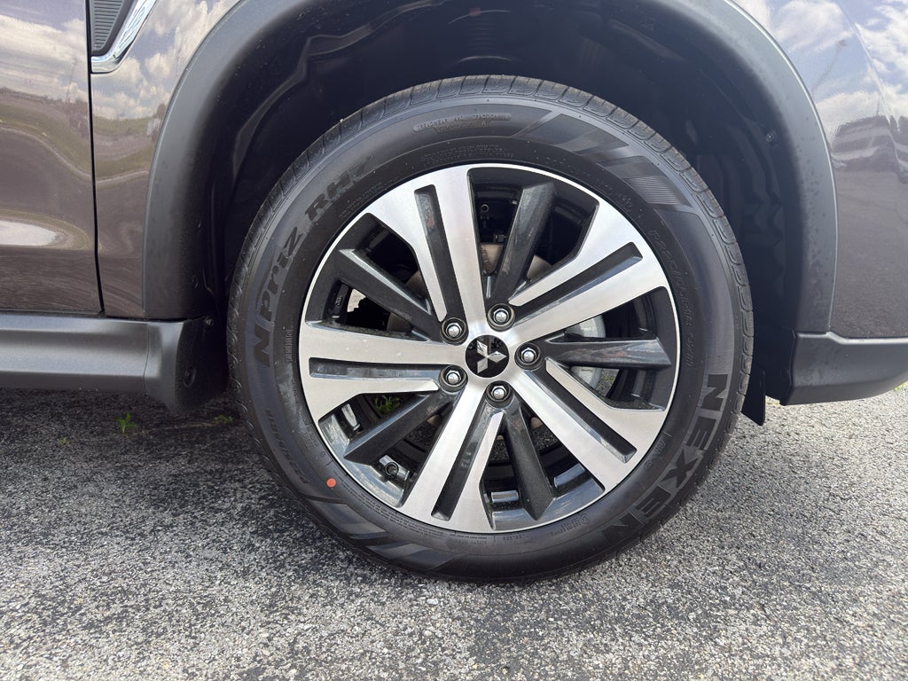 2026 Mitsubishi Outlander Sport SE