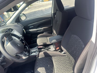 2026 Mitsubishi Outlander Sport LE