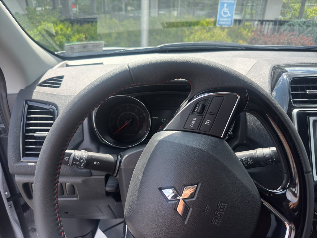 2026 Mitsubishi Outlander Sport LE