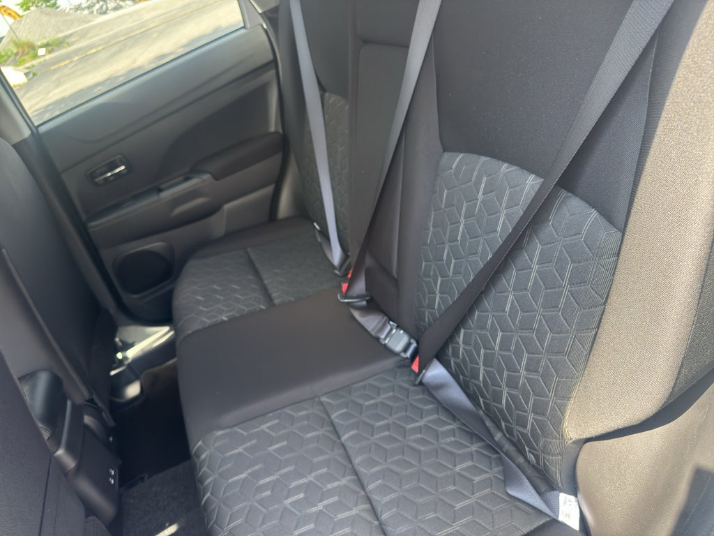 2026 Mitsubishi Outlander Sport LE