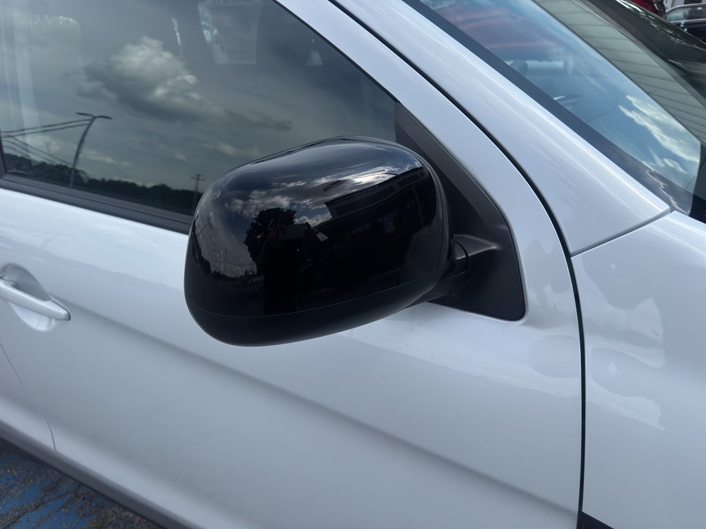 2026 Mitsubishi Outlander Sport LE