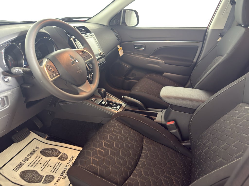 2026 Mitsubishi Outlander Sport ES