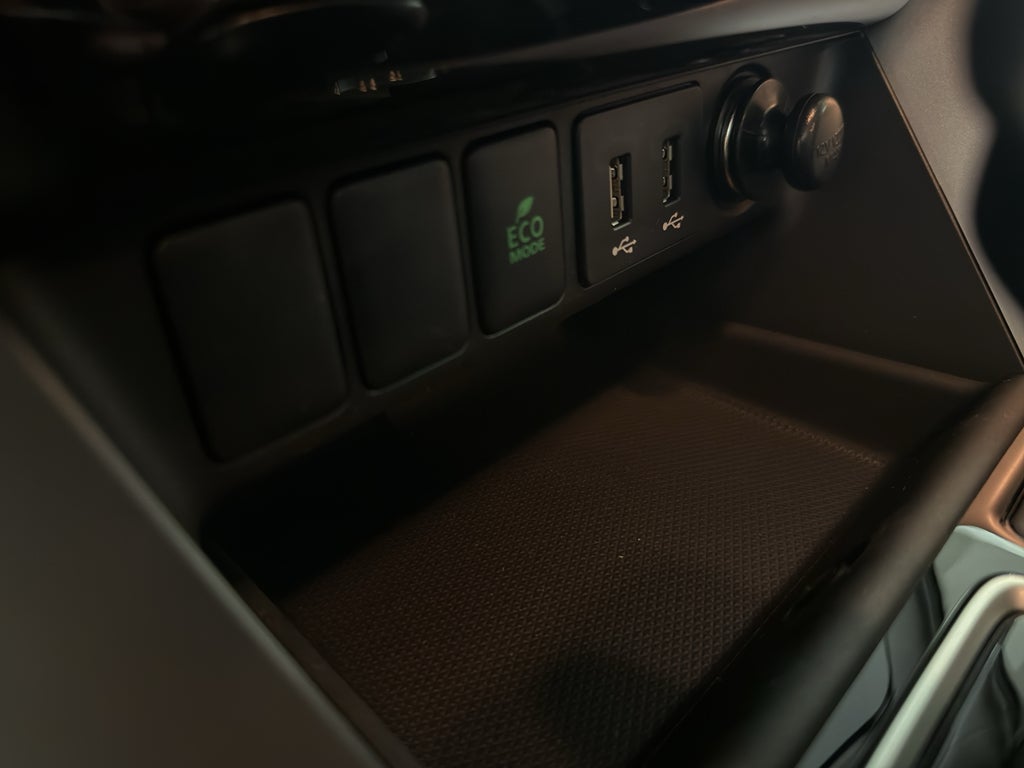 2026 Mitsubishi Eclipse Cross LE