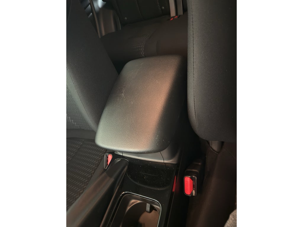 2026 Mitsubishi Eclipse Cross LE