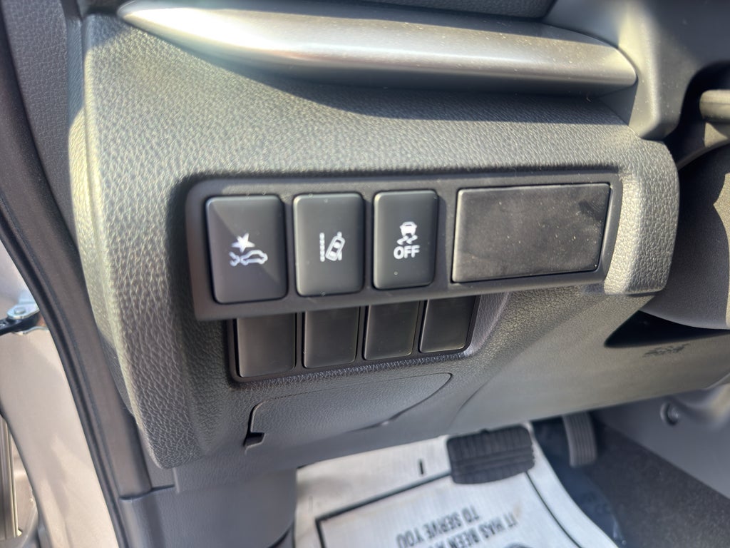 2026 Mitsubishi Eclipse Cross LE