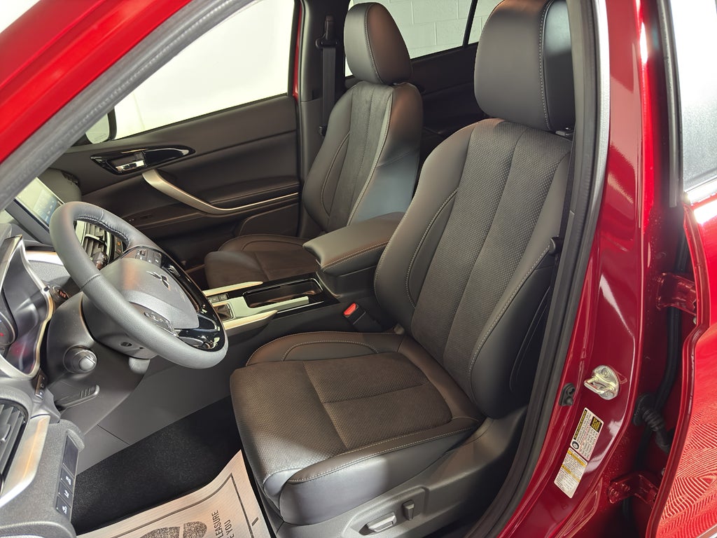 2026 Mitsubishi Eclipse Cross SE