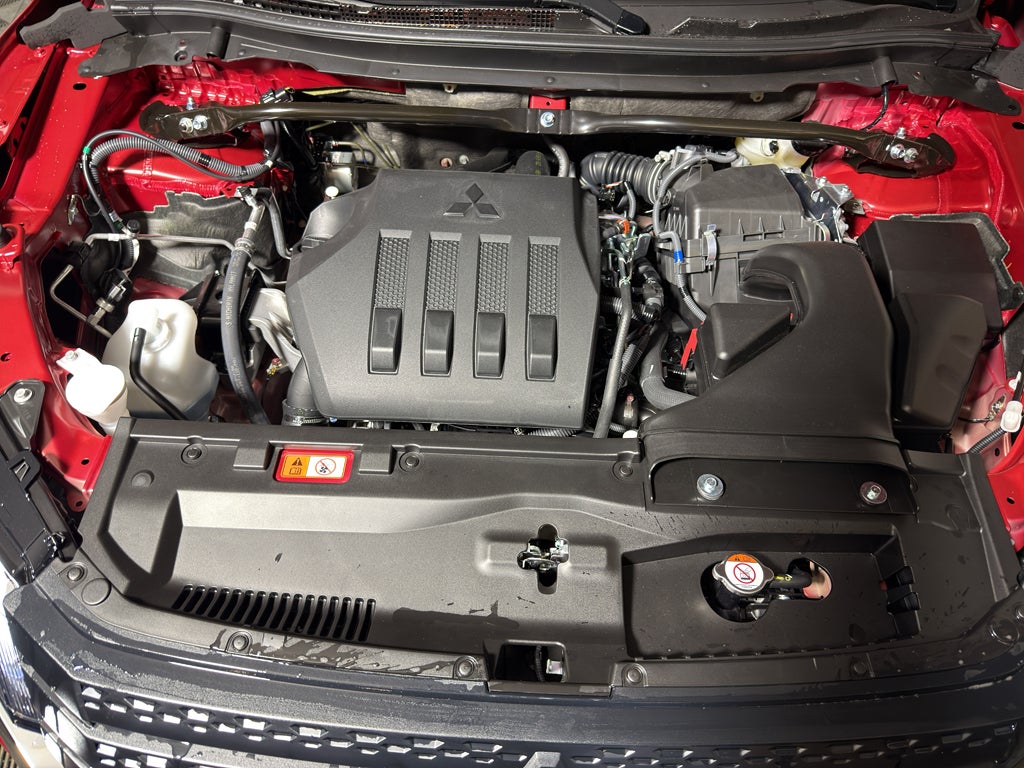 2026 Mitsubishi Eclipse Cross SE