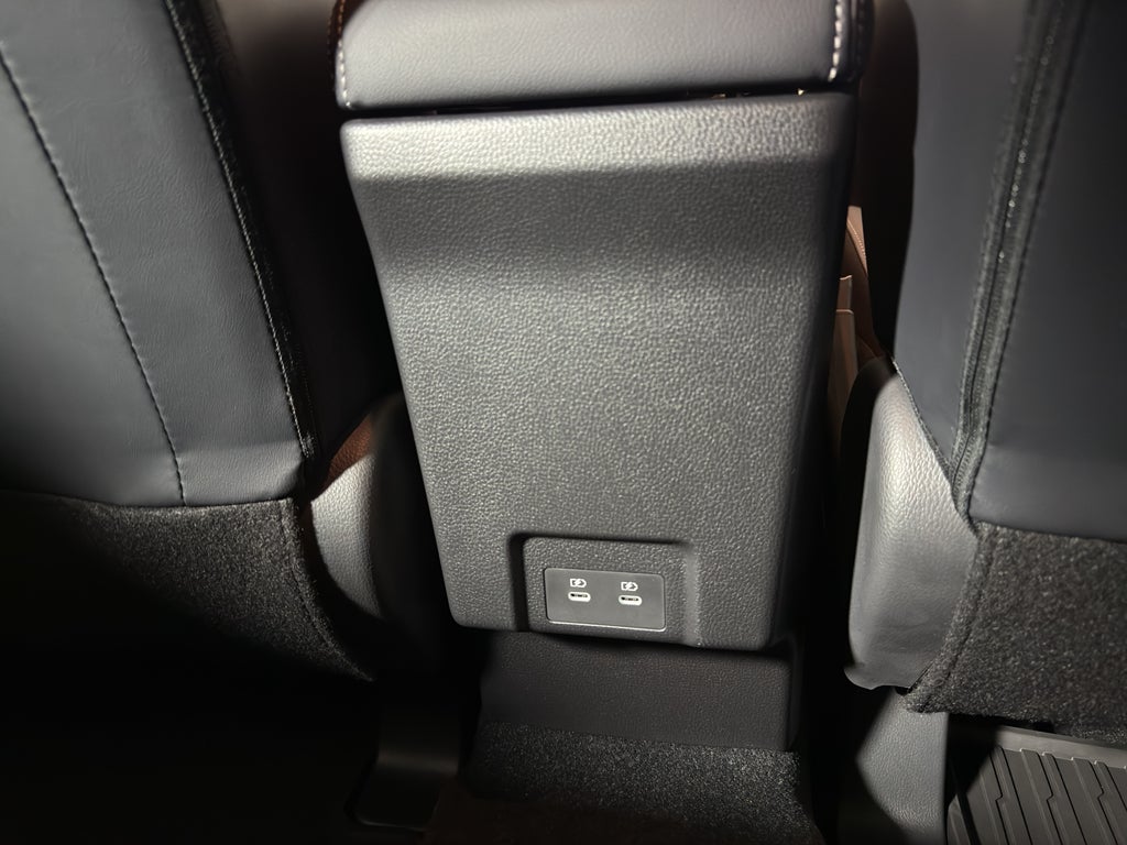 2026 Mitsubishi Eclipse Cross SE