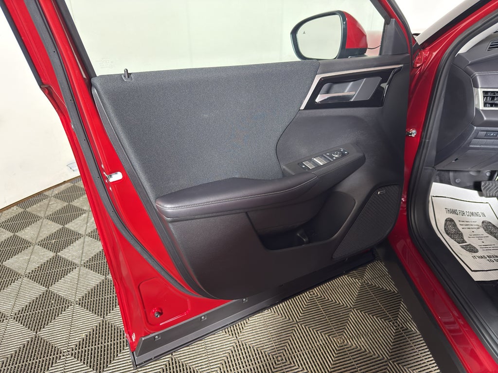 2025 Mitsubishi Outlander ES