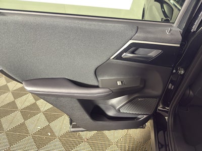 2025 Mitsubishi Outlander ES