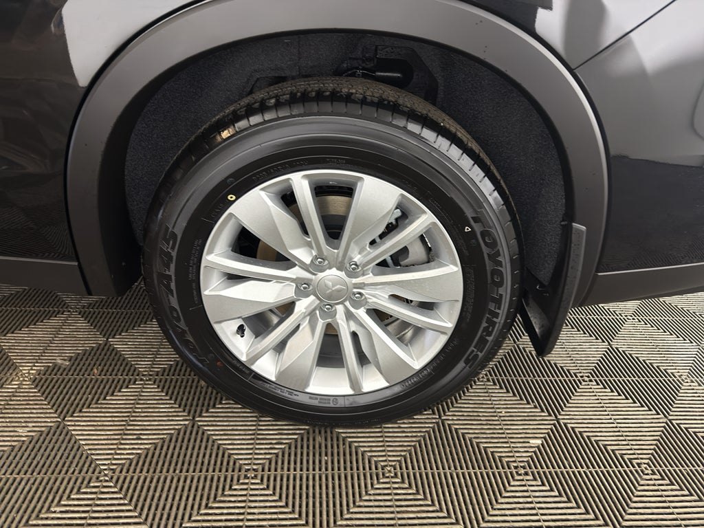 2025 Mitsubishi Outlander ES