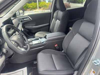 2026 Mitsubishi Outlander ES