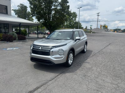 2026 Mitsubishi Outlander ES