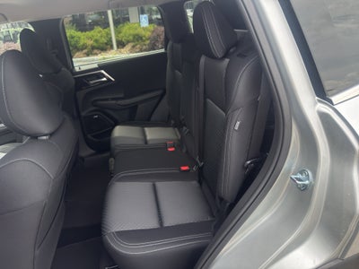 2026 Mitsubishi Outlander ES