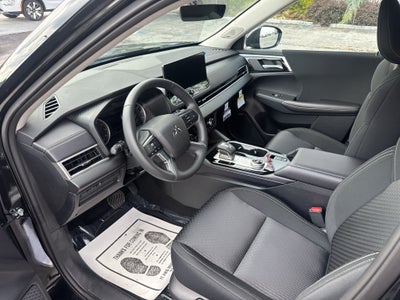 2026 Mitsubishi Outlander ES
