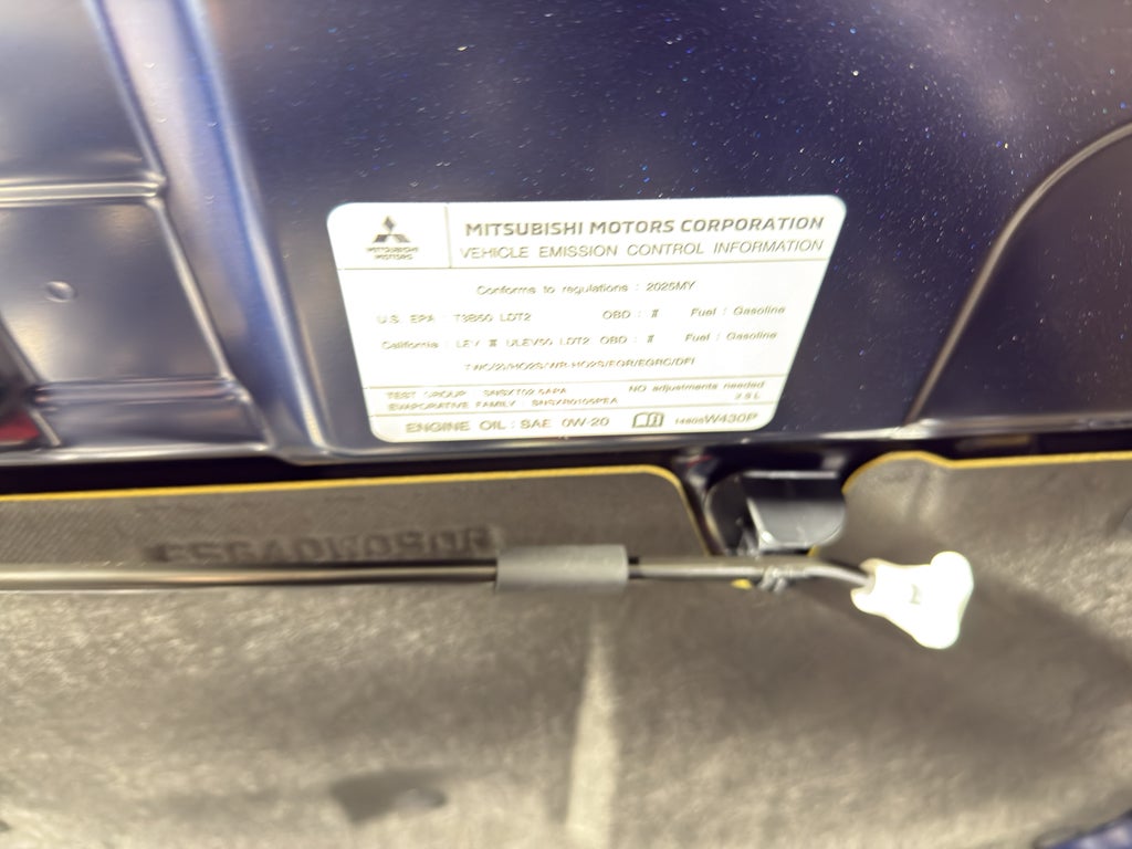 2025 Mitsubishi Outlander SE