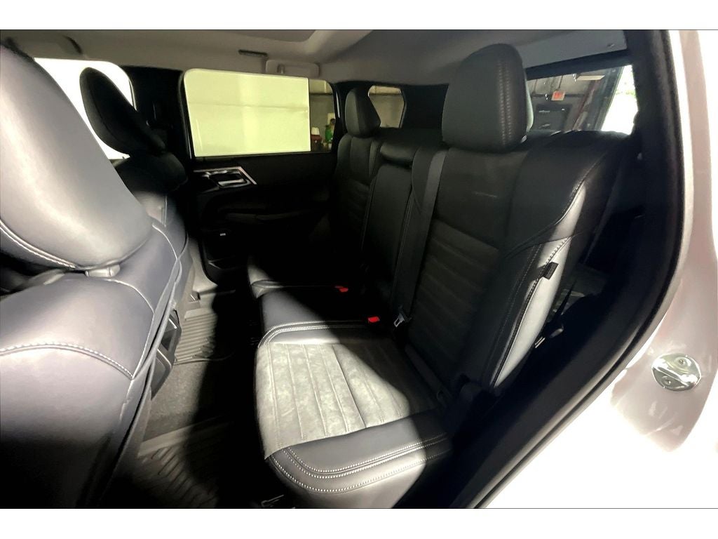 2025 Mitsubishi Outlander Trail Edition