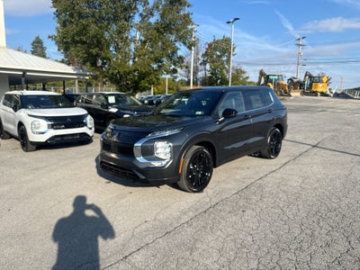 2026 Mitsubishi Outlander LE
