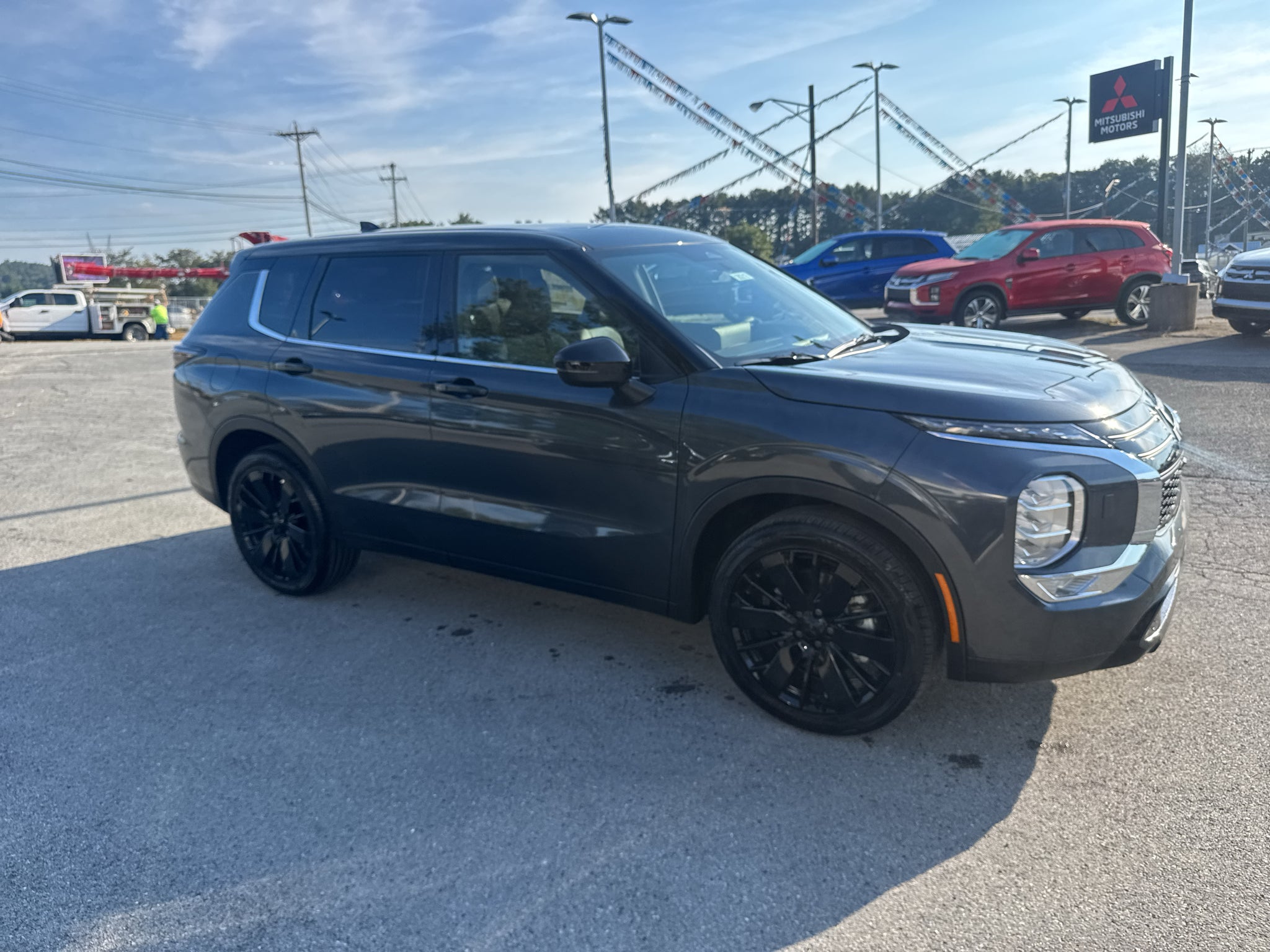 2026 Mitsubishi Outlander LE