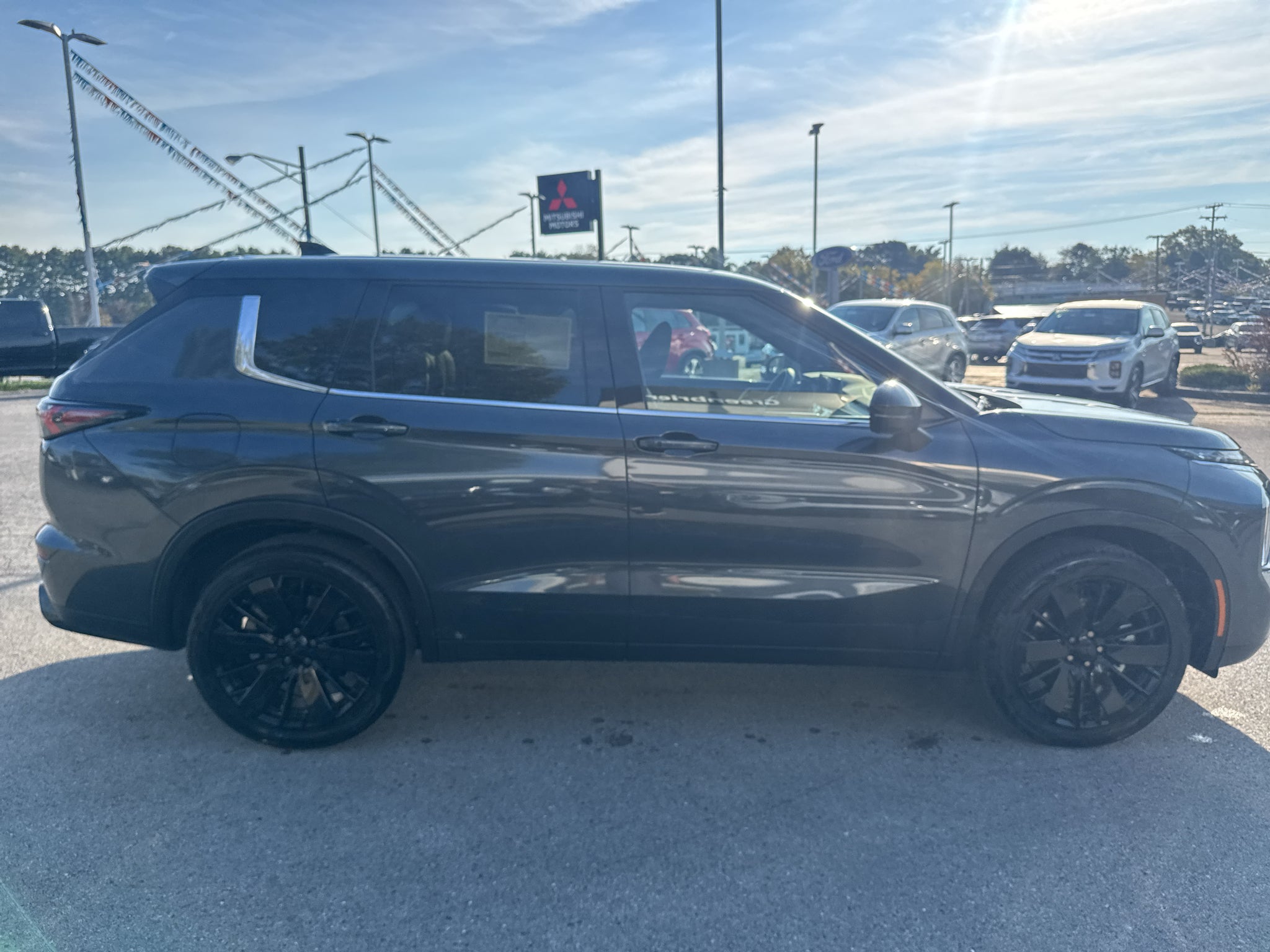2026 Mitsubishi Outlander LE
