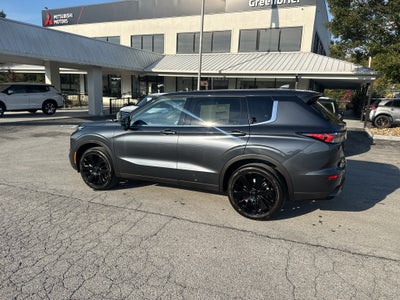 2026 Mitsubishi Outlander LE