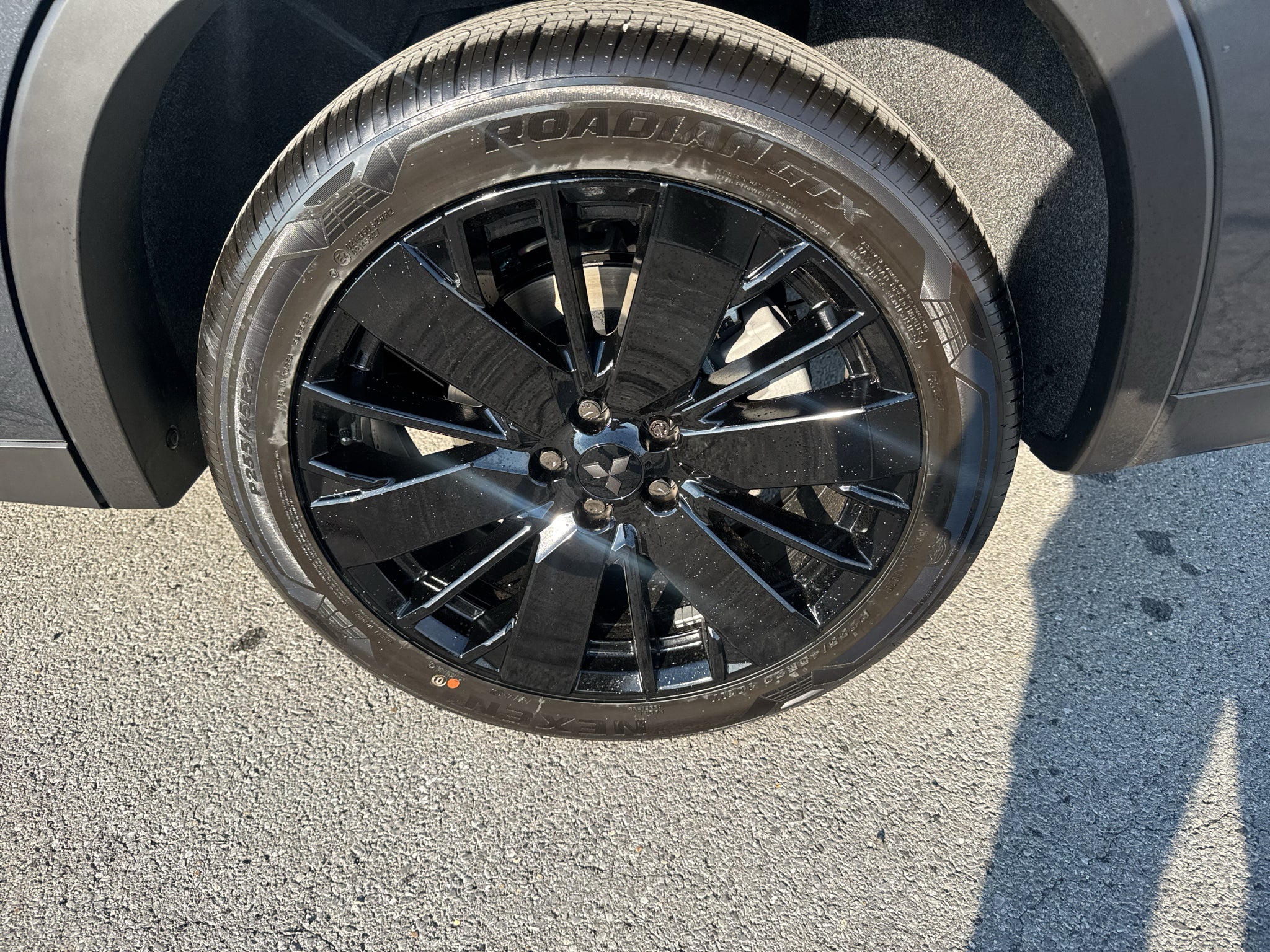 2026 Mitsubishi Outlander LE