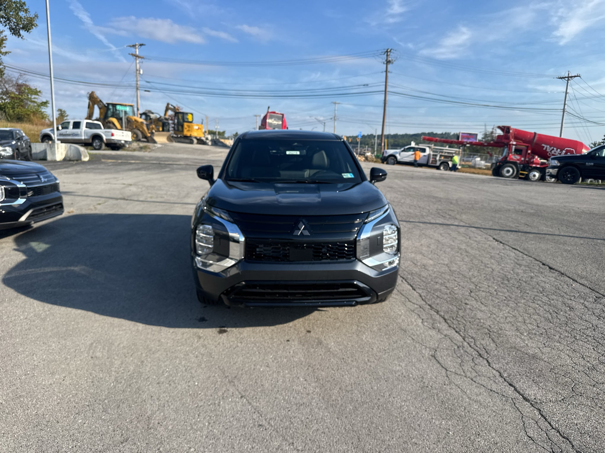 2026 Mitsubishi Outlander LE