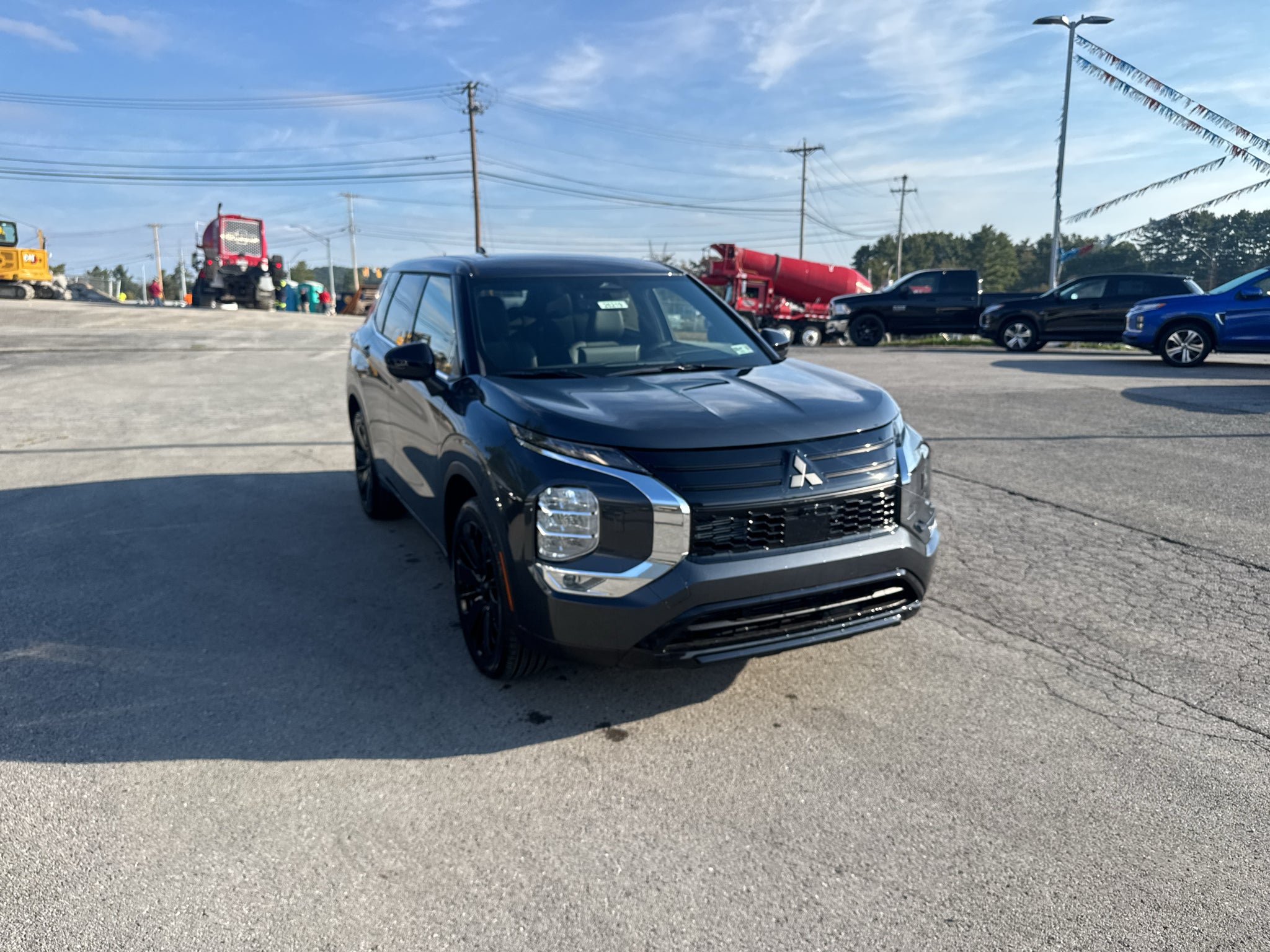 2026 Mitsubishi Outlander LE
