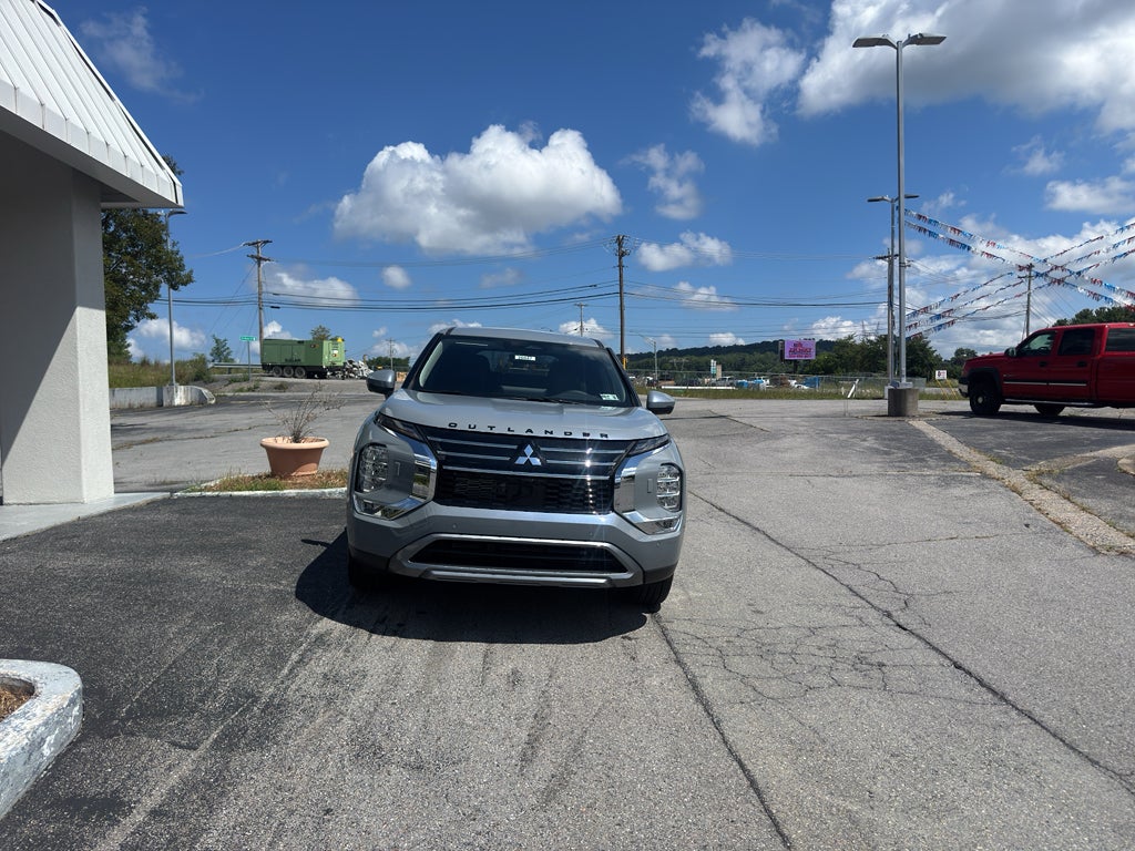 2026 Mitsubishi Outlander SE
