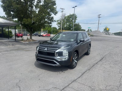 2026 Mitsubishi Outlander SE