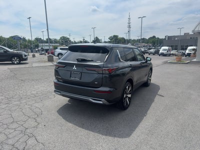 2026 Mitsubishi Outlander SE